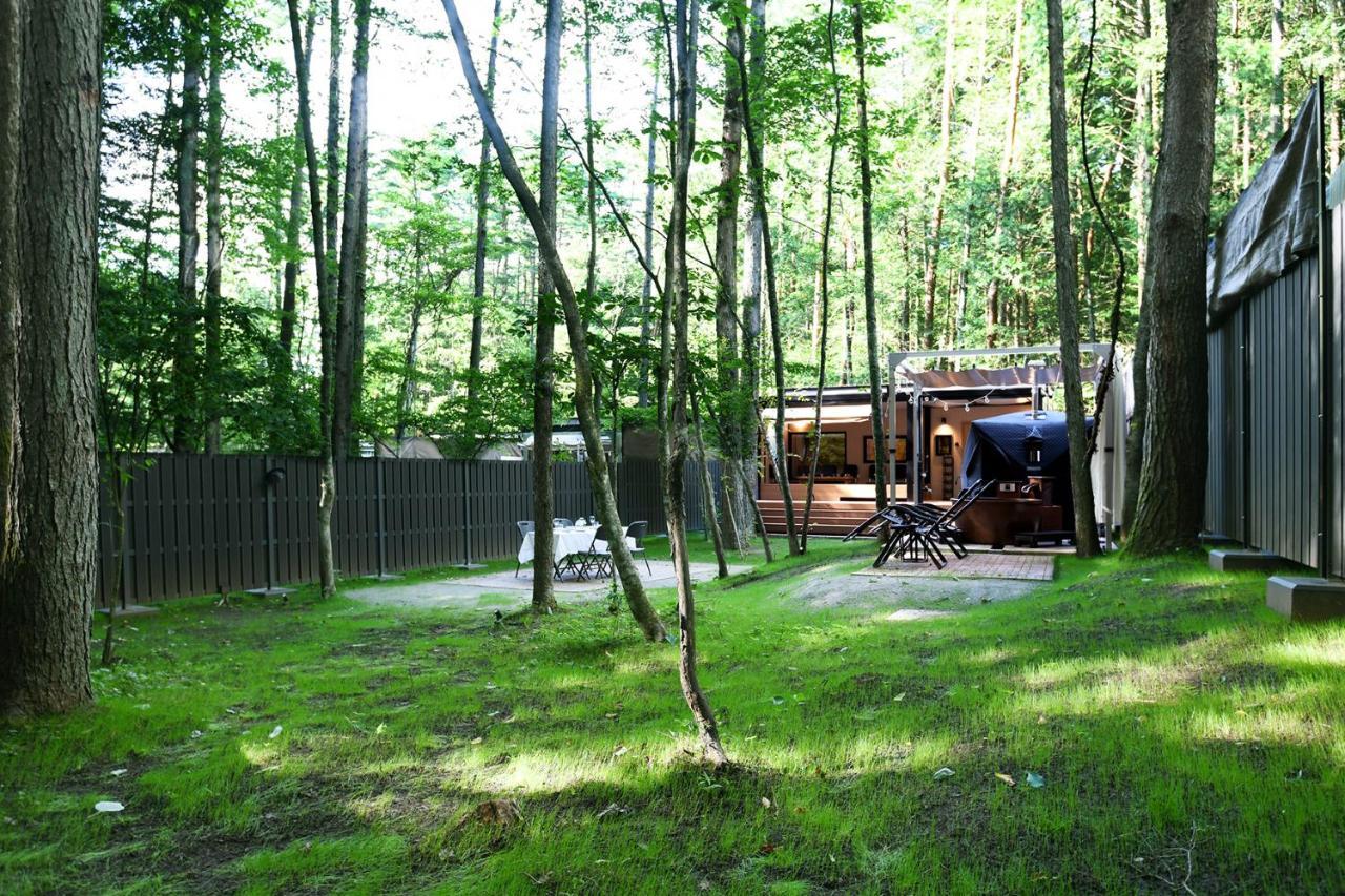 Fuji Fumoto Forest Hotspring ふもとの森温泉 Fujikawaguchiko Exteriör bild
