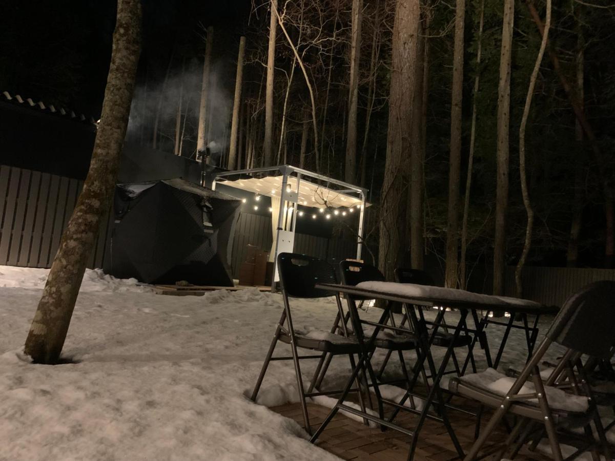Fuji Fumoto Forest Hotspring ふもとの森温泉 Fujikawaguchiko Exteriör bild