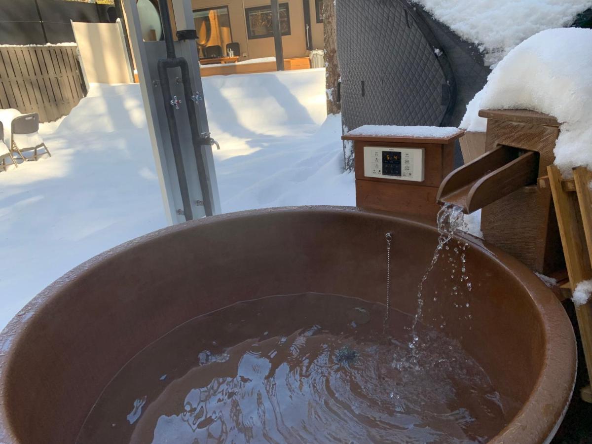 Fuji Fumoto Forest Hotspring ふもとの森温泉 Fujikawaguchiko Exteriör bild
