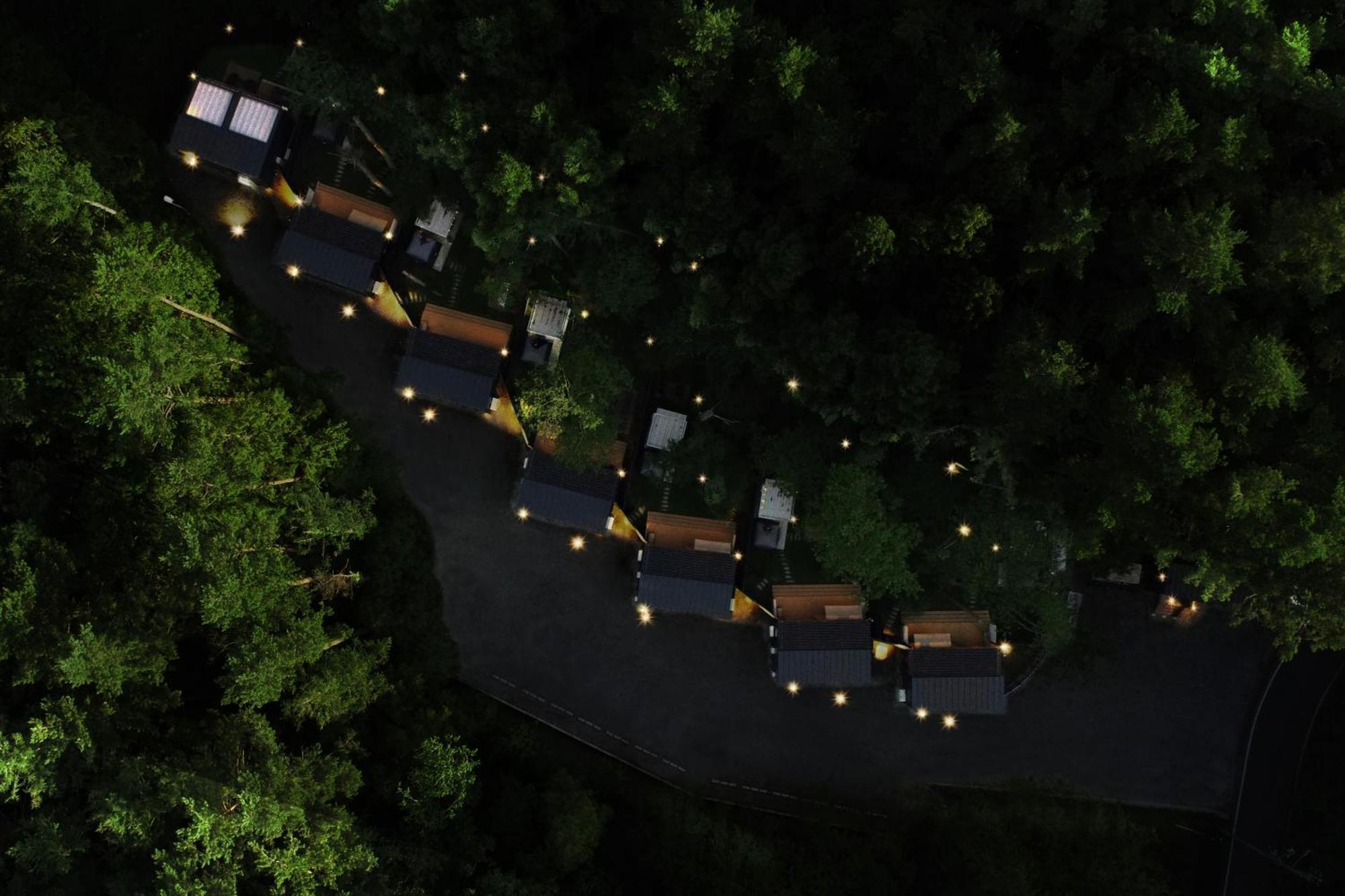 Fuji Fumoto Forest Hotspring ふもとの森温泉 Fujikawaguchiko Exteriör bild